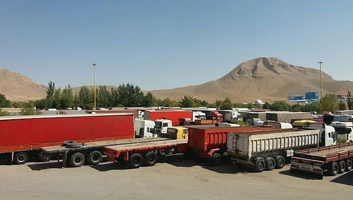 Oct 3-Lorestan, Truck drivers are on strike