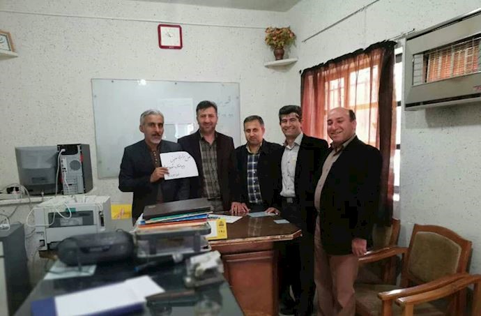 Teachers Sitin - Shiraz, Heidari High School, Javadieh Town, November 14, 2018