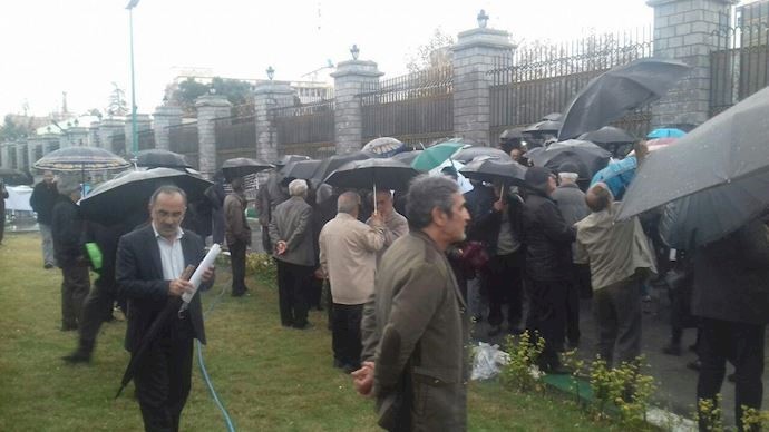 Demonstration of retirees in Tehran