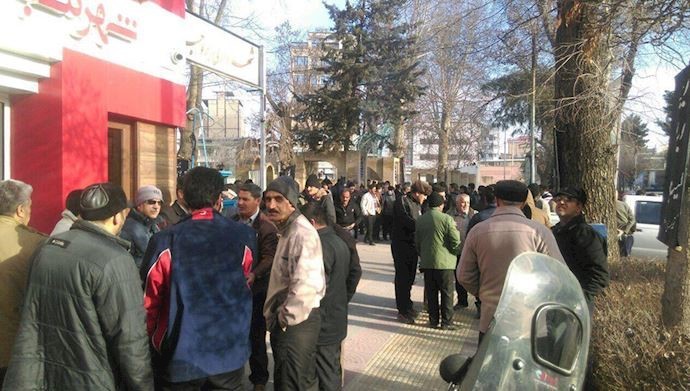 Protests by municipality workers in Borujerd