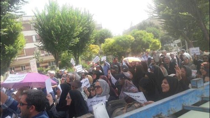 Retirees rallying in Tehran, Iran, demanding their stolen money returned – July 27, 2019