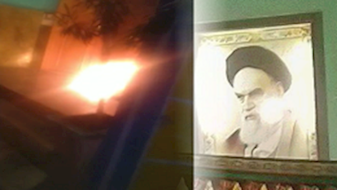 Mashhad-Khomeini’s poster