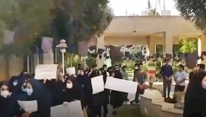 Protests by health care workers in Ahvaz, Khuzestan province