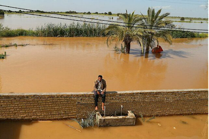 March 22 – Floods reported in Asaluyen and Kangan / Site Number 2 of the South Pars Special Region located between Asaluyeh and Kangan