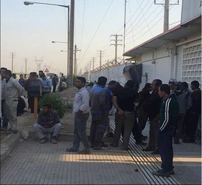 Employees of North Khorasan Province Electricity Department in the city of Bojnourd, northeast Iran, holding a protest rally