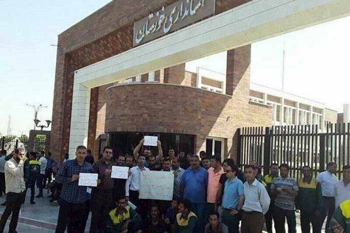 Municipal workers stopped working in the city of Kut-e Abdollah, southwest Iran—September 10, 2020