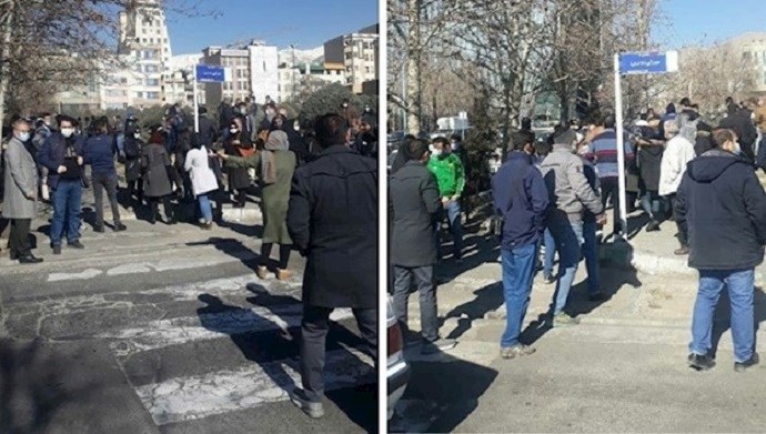 Protest by investors in front of the Securities and Exchange Organization, Tehran