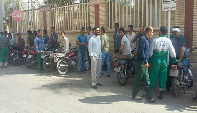 Workers in District 2 municipality in the city of Khorramabad, western Iran protest unpaid wages